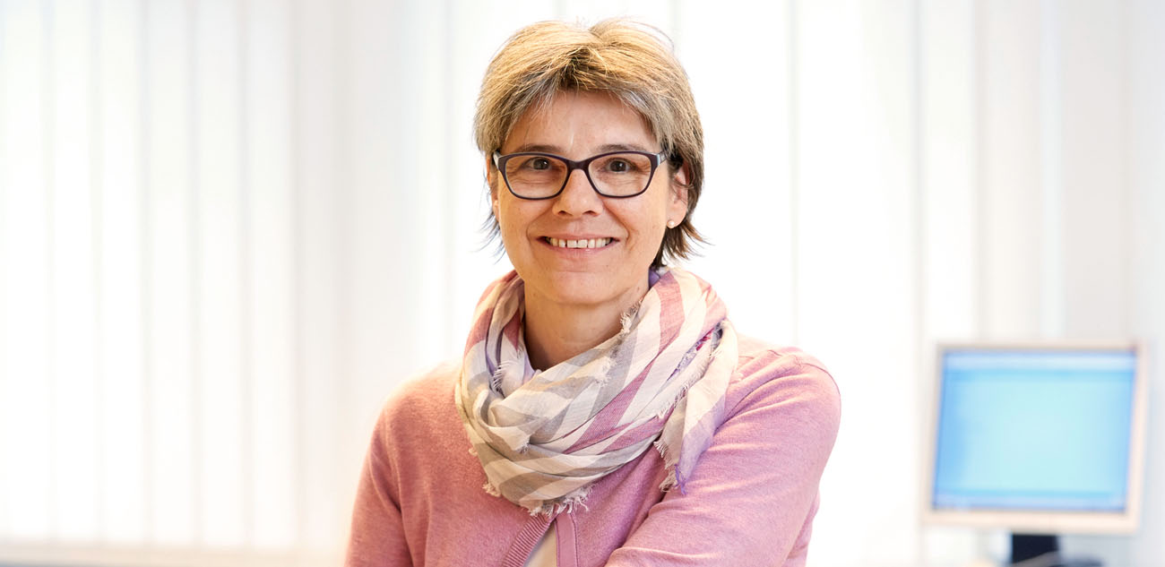 Dr. Sabine Pelz